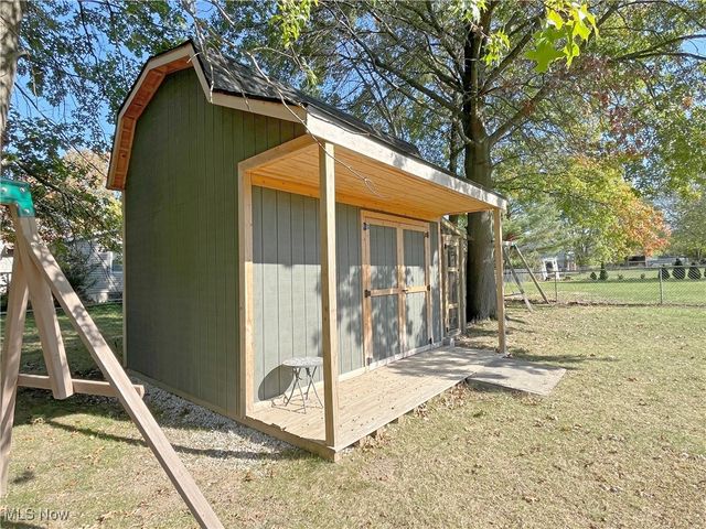 3335 Valley Forge Drive, Brunswick, OH 44212