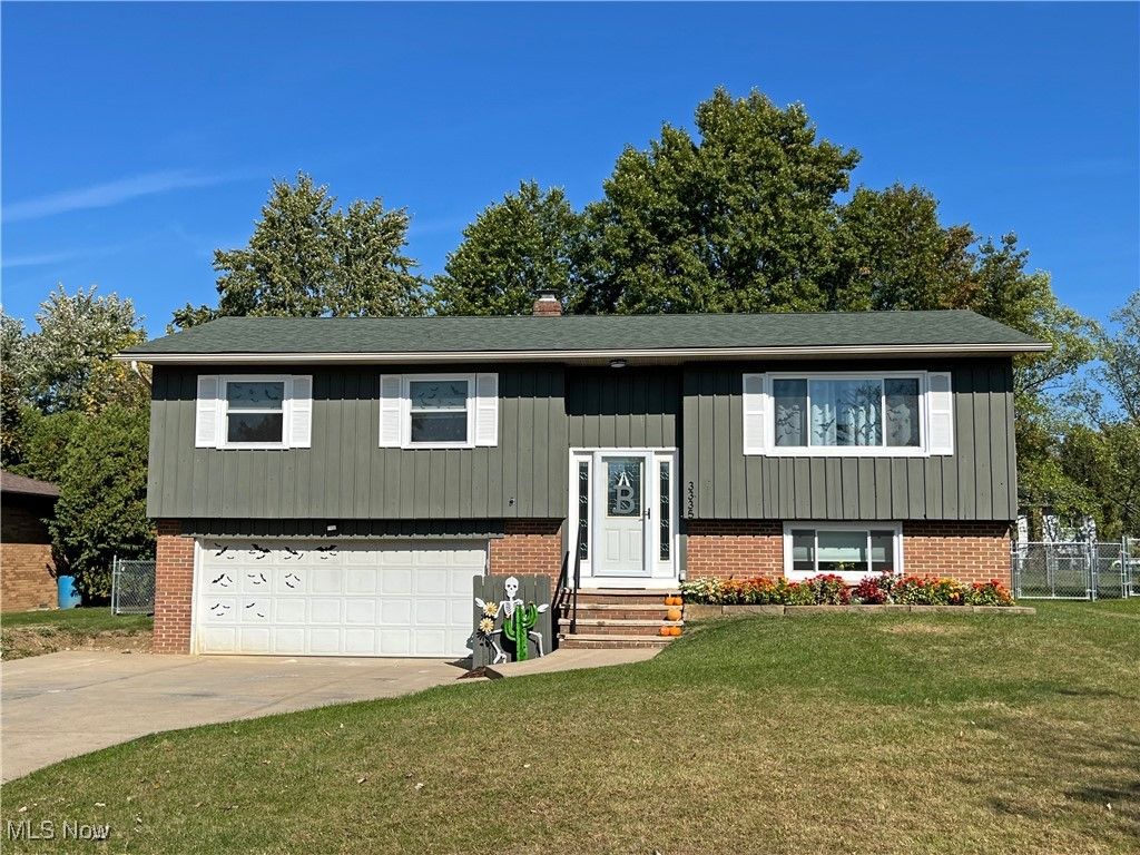 3335 Valley Forge Drive, Brunswick, OH 44212