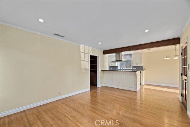 2616 N Poinsettia, Manhattan Beach, CA 90266