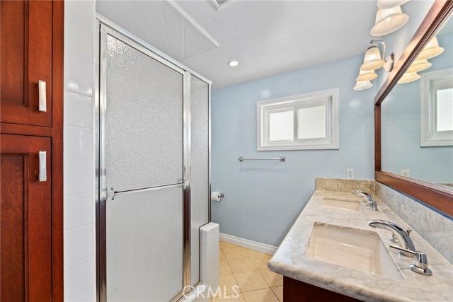 2616 N Poinsettia, Manhattan Beach, CA 90266