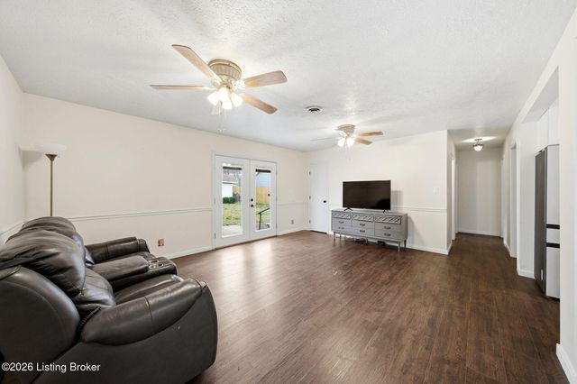 5505 Westhall Ave, Louisville, KY 40214