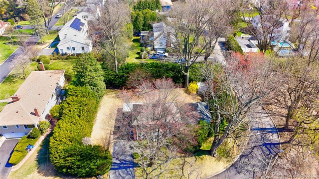 61 Kathwood Road, White Plains, NY 10607