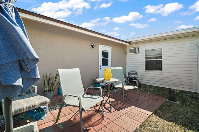 30215 TAVARES RIDGE BOULEVARD 11, Tavares, FL 32778