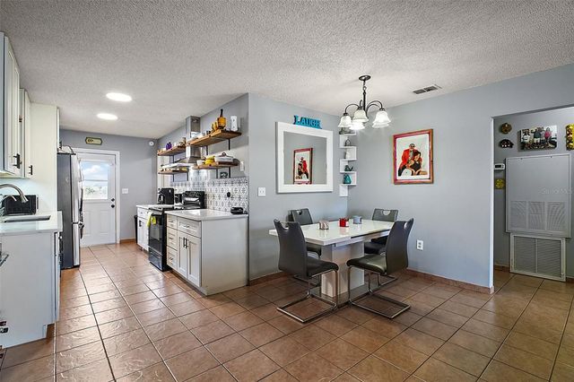 30215 TAVARES RIDGE BOULEVARD 11, Tavares, FL 32778