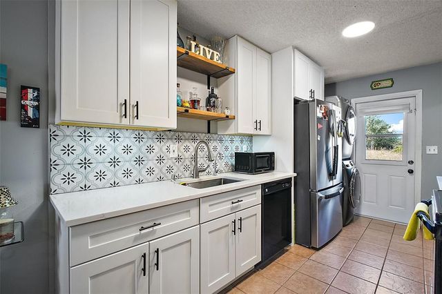 30215 TAVARES RIDGE BOULEVARD 11, Tavares, FL 32778