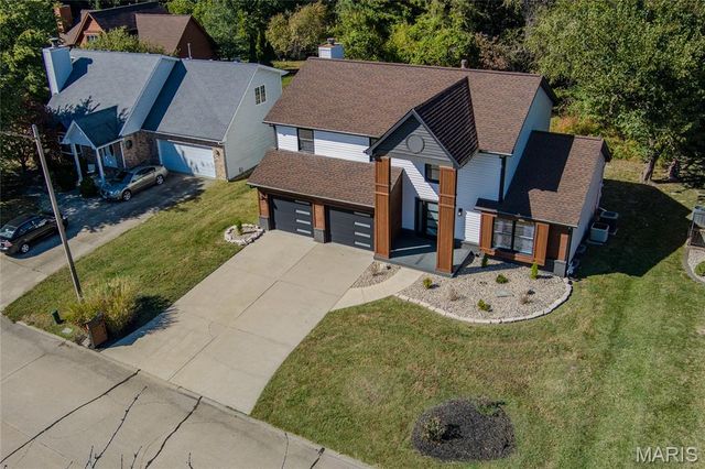 1413 Lantz Court, Edwardsville, IL 62025