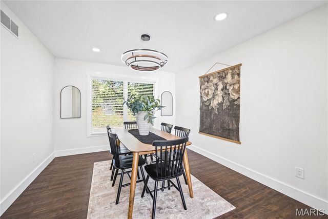 1413 Lantz Court, Edwardsville, IL 62025