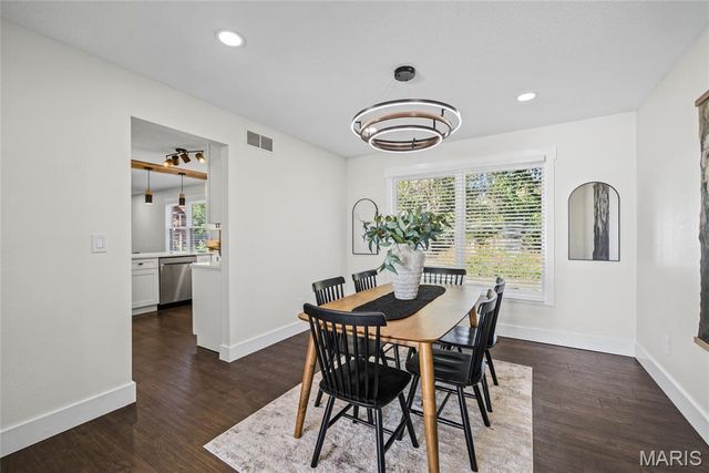 1413 Lantz Court, Edwardsville, IL 62025