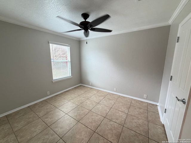 5408 COLUMBIA DR, Schertz, TX 78108