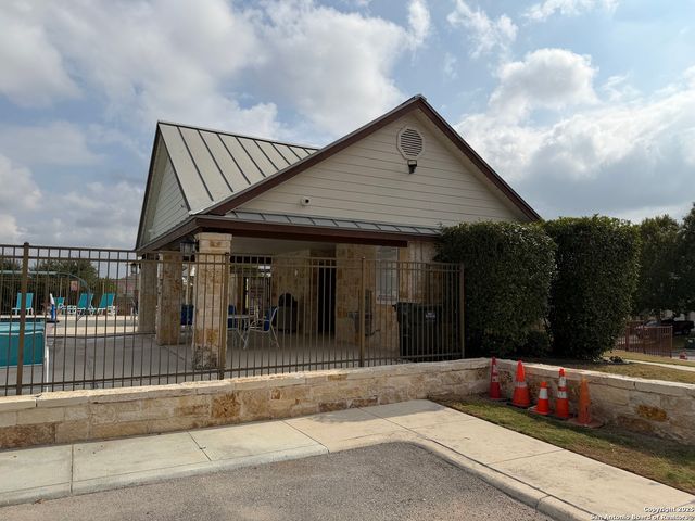 5408 COLUMBIA DR, Schertz, TX 78108