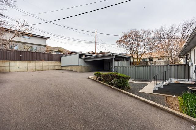 2025 S BROADMOOR ST, Salt Lake City, UT 84108