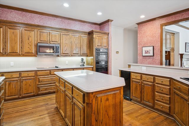 6412 Shady Oaks Lane, Plano, TX 75093