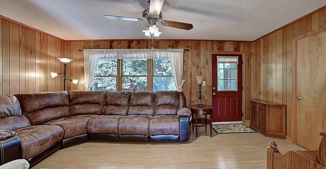 367 Toll Branch Road, Johnson City, TN 37601