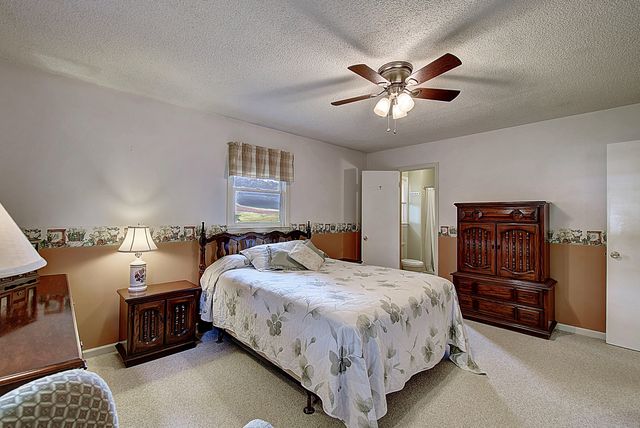 367 Toll Branch Road, Johnson City, TN 37601