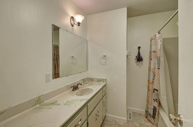 367 Toll Branch Road, Johnson City, TN 37601