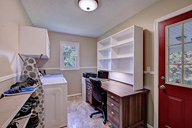 367 Toll Branch Road, Johnson City, TN 37601