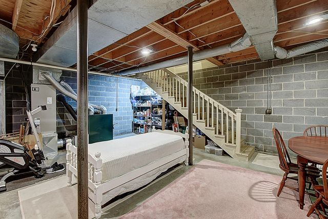 367 Toll Branch Road, Johnson City, TN 37601