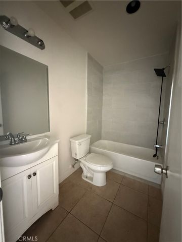 14805 N Chase Street 219, Panorama City, CA 91402