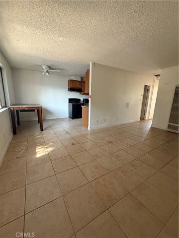 14805 N Chase Street 219, Panorama City, CA 91402
