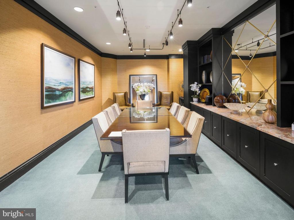 Image 57 of property listing at 8220 CRESTWOOD HEIGHTS DR #1215, Mclean, VA 22102