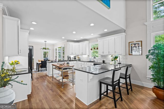 480 Fawn Glen Drive, Roswell, GA 30075