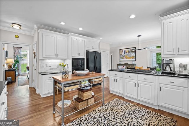 480 Fawn Glen Drive, Roswell, GA 30075