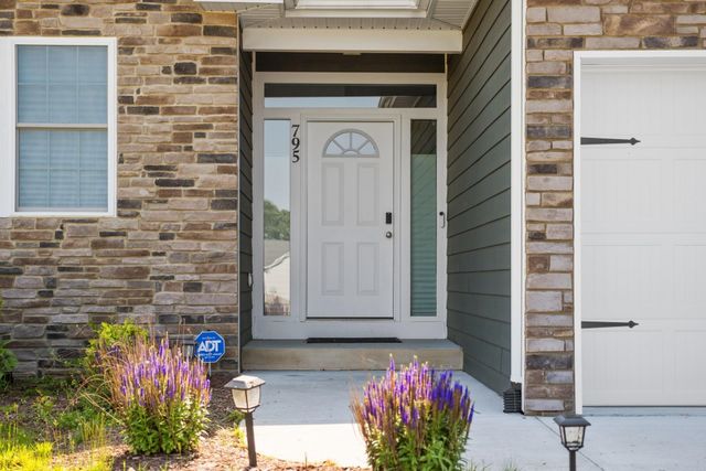 795 BARROWS CT, Mcgaheysville, VA 22840