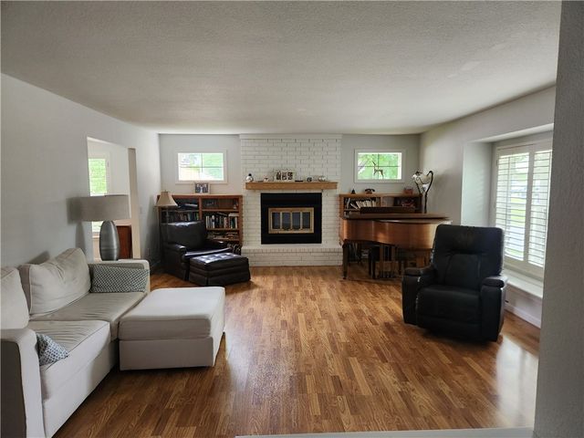 1336 Quail Run Circle, Bentonville, AR 72712