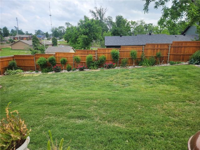 1336 Quail Run Circle, Bentonville, AR 72712