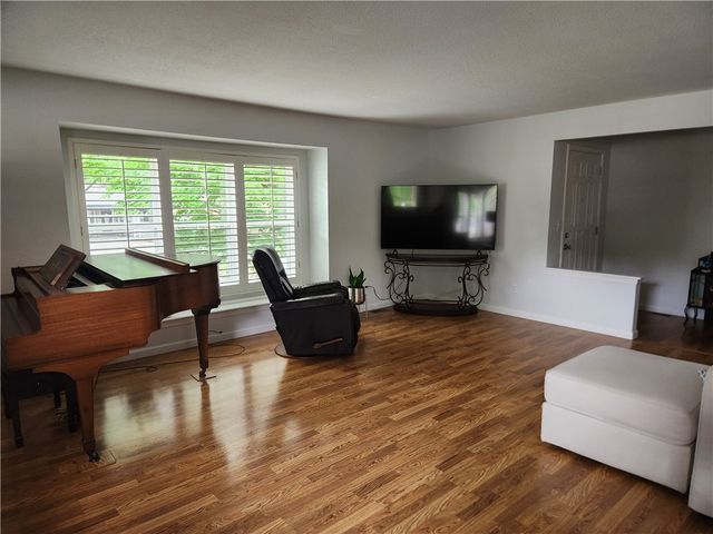 1336 Quail Run Circle, Bentonville, AR 72712