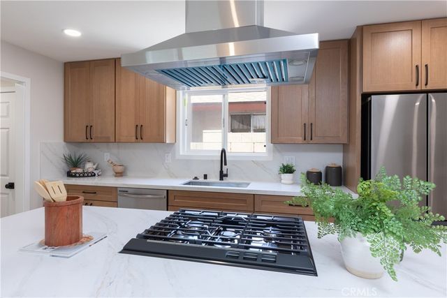 8172 Acacia, Cypress, CA 90630