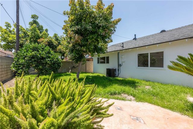 8172 Acacia, Cypress, CA 90630