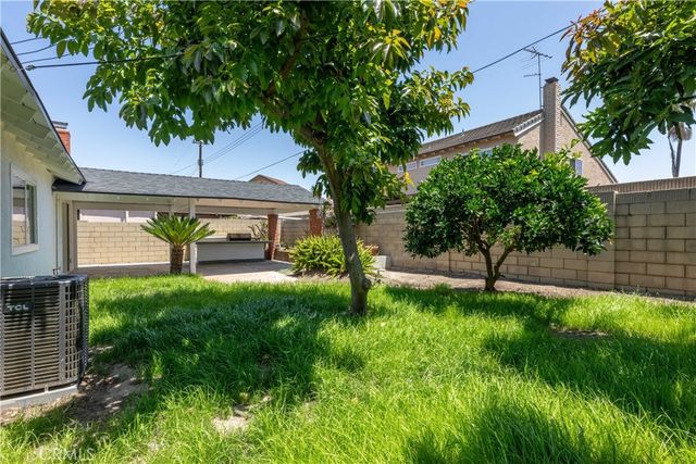 8172 Acacia, Cypress, CA 90630