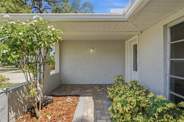 505 BAMBOO COURT, Tarpon Springs, FL 34689