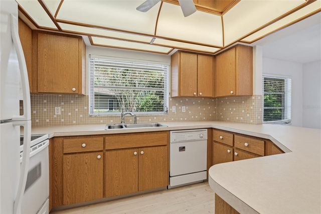 505 BAMBOO COURT, Tarpon Springs, FL 34689