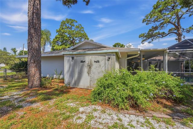505 BAMBOO COURT, Tarpon Springs, FL 34689
