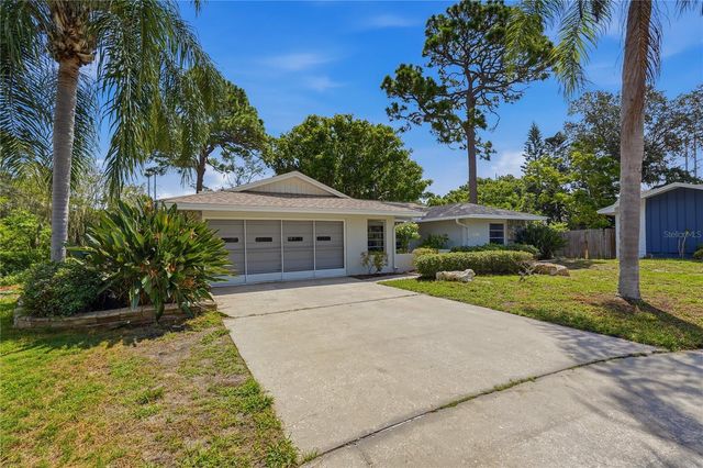 505 BAMBOO COURT, Tarpon Springs, FL 34689