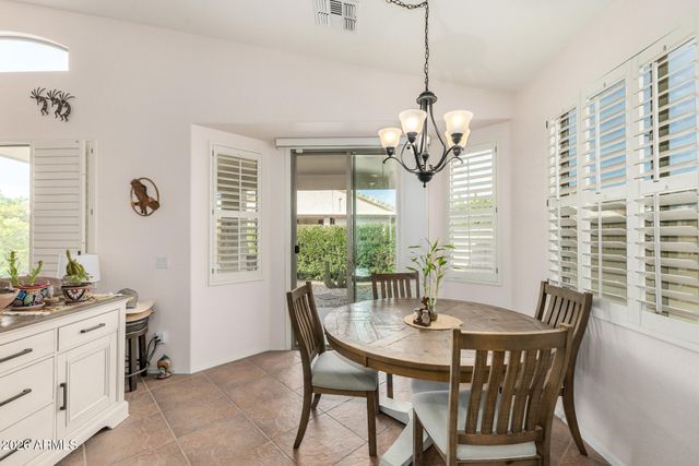 18258 W ADDIE Lane, Surprise, AZ 85374