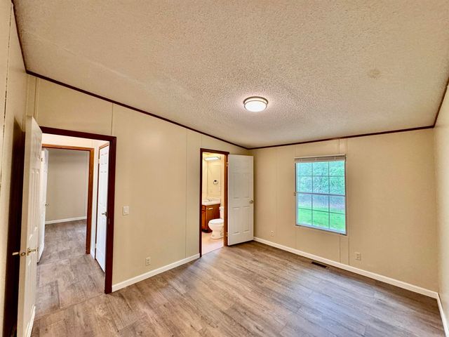 220 Mnt Tabor Street, Hot Springs, AR 71913