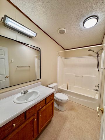 220 Mnt Tabor Street, Hot Springs, AR 71913