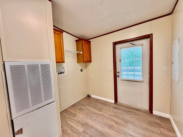 220 Mnt Tabor Street, Hot Springs, AR 71913