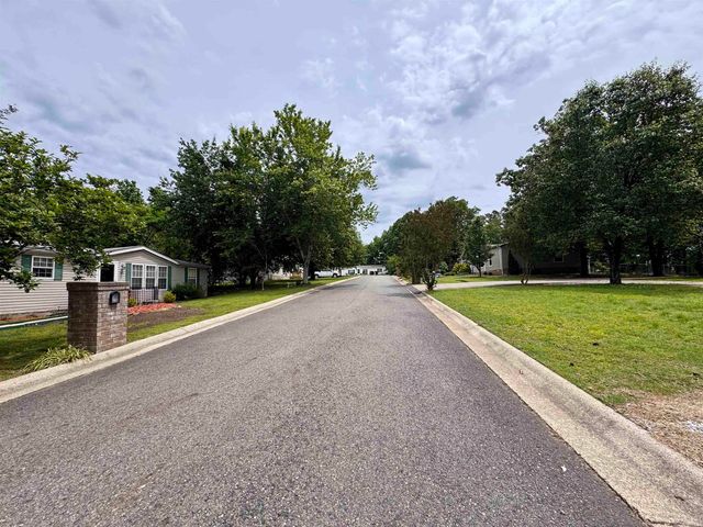 220 Mnt Tabor Street, Hot Springs, AR 71913