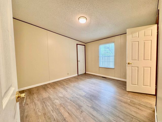 220 Mnt Tabor Street, Hot Springs, AR 71913