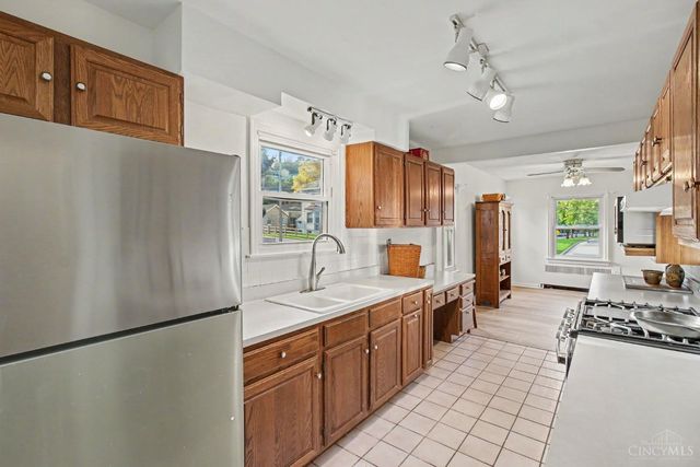 120 E Benson Street, Reading, OH 45215