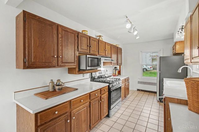 120 E Benson Street, Reading, OH 45215
