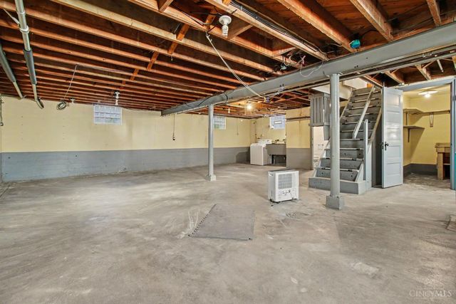 120 E Benson Street, Reading, OH 45215