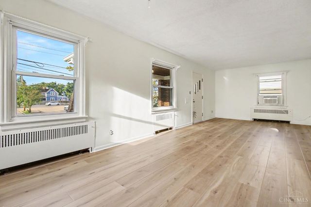 120 E Benson Street, Reading, OH 45215