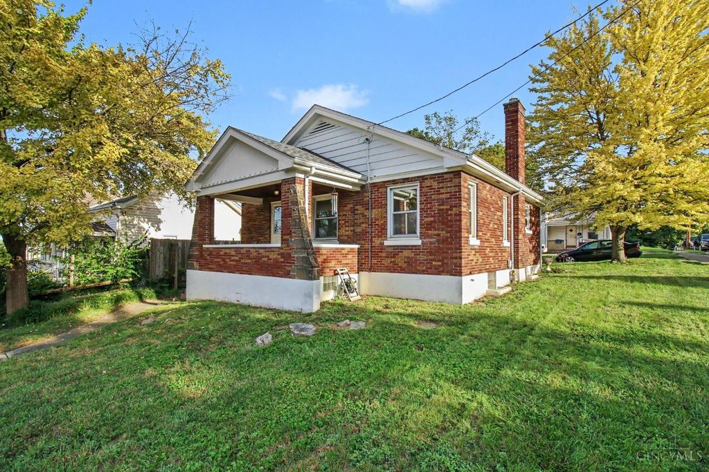 120 E Benson Street, Reading, OH 45215
