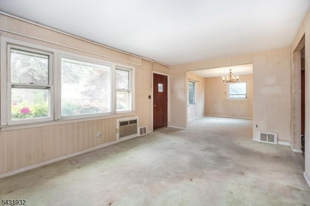 66 Coeyman Ave, Bloomfield Twp., NJ 07003