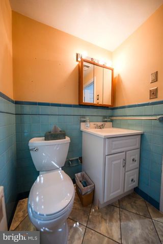 1013 SEVERN LN, Wynnewood, PA 19096